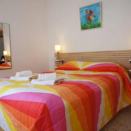 Apartment Edf Levante
